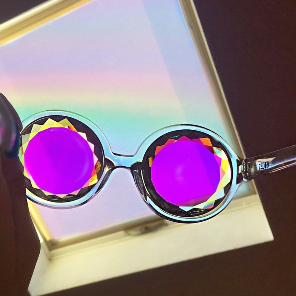 H0LES kaleidoscope glasses! 🌈💗🦄